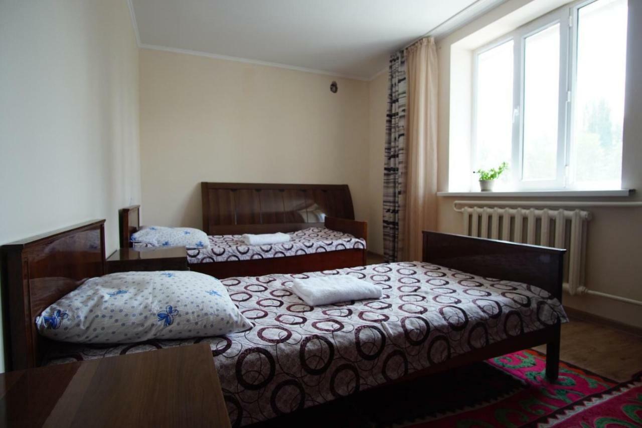 Ecoulan Bed and Breakfast Kochkor Exteriör bild